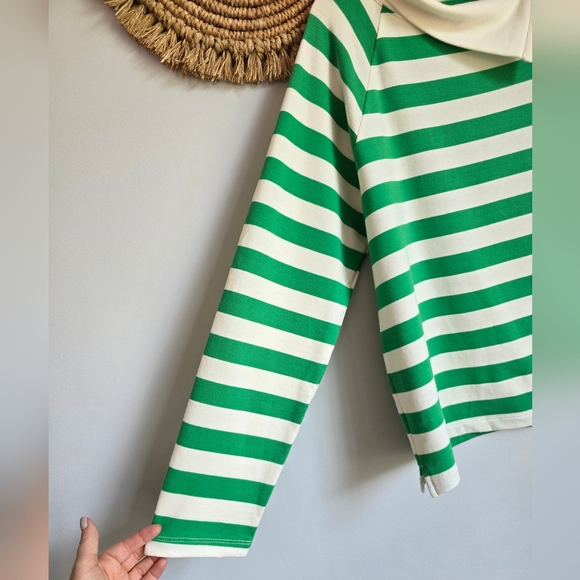 J. Crew Kelly Green Striped Wide Button Collar Rugby Sweatshirt SZ Medium Preppy - Picture 7 of 13